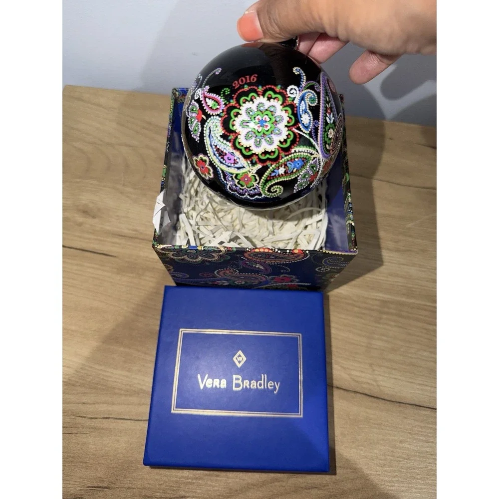 Vera Bradley Kiev Paisley 2016 Christmas Ball Ornament L